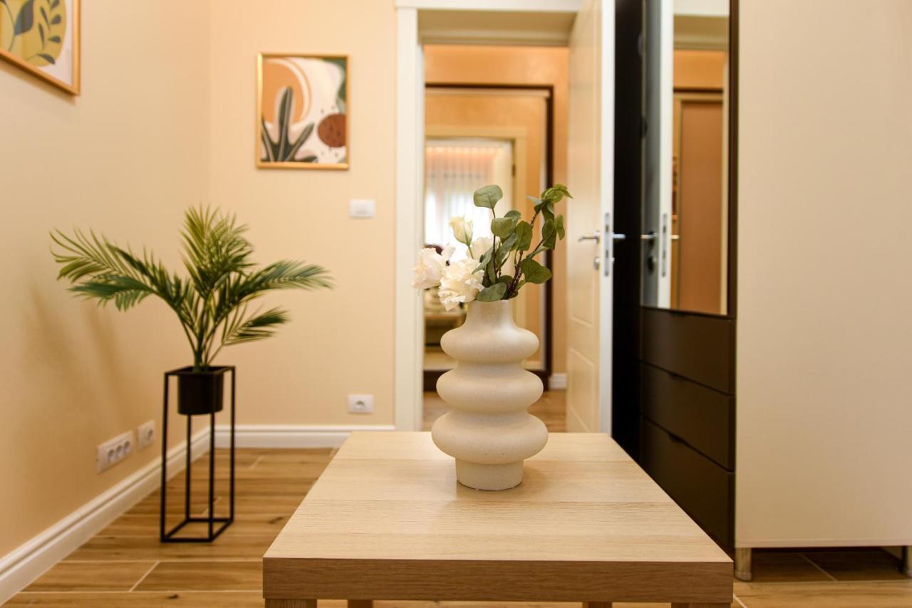 Green Leafy Brasov - Ideal 2 Bedroom Apartment Dış mekan fotoğraf